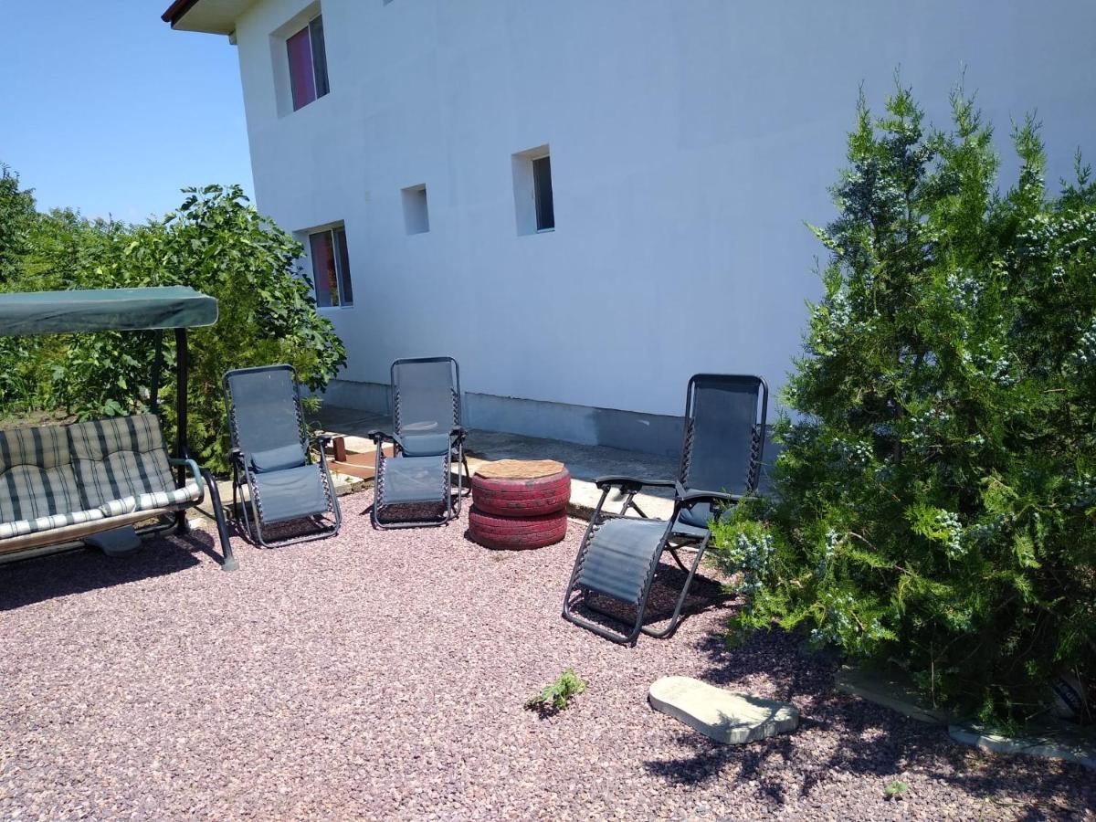 Casa Doina 호텔 Douăzeci şi Trei August 외부 사진